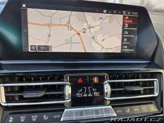 BMW 8 M850i,Čr,laser,karbon 2021