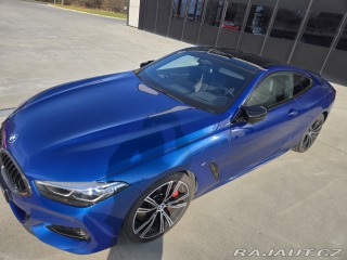 BMW 8 M850i,Čr,laser,karbon 2021