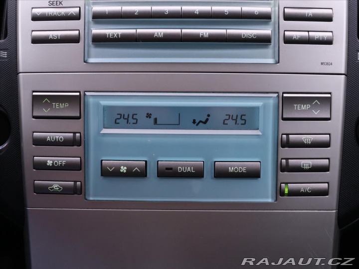 Toyota Corolla Verso 2,2 D-4D 100kW Aut.klima 2007