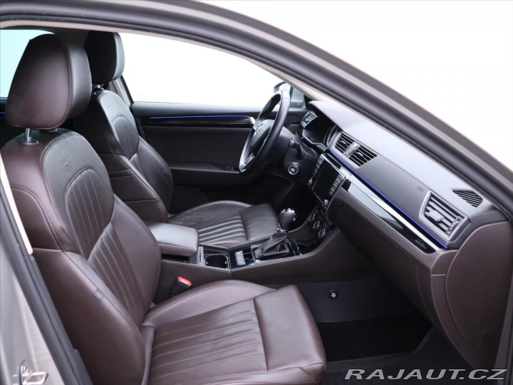 Škoda Superb 2,0 TDI 140kW 4x4 DSG CZ 2016