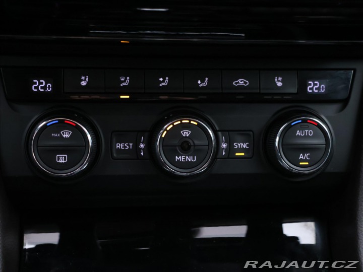 Škoda Superb 2,0 TDI 140kW 4x4 DSG CZ 2016