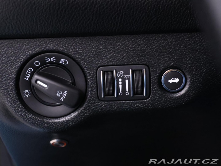 Dodge Challenger 5,7 L V8 HEMI 280kW DPH 2018