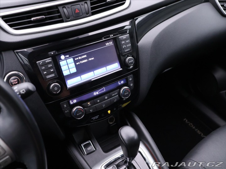 Nissan Qashqai 1,2 DIG-T 85kW Aut. CZ Te 2016