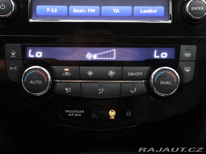 Nissan Qashqai 1,2 DIG-T 85kW Aut. CZ Te 2016