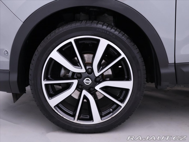 Nissan Qashqai 1,2 DIG-T 85kW Aut. CZ Te 2016