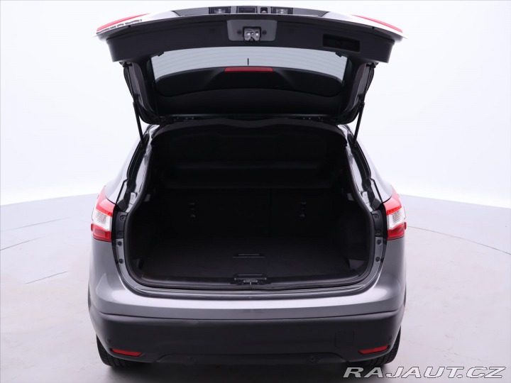 Nissan Qashqai 1,2 DIG-T 85kW Aut. CZ Te 2016