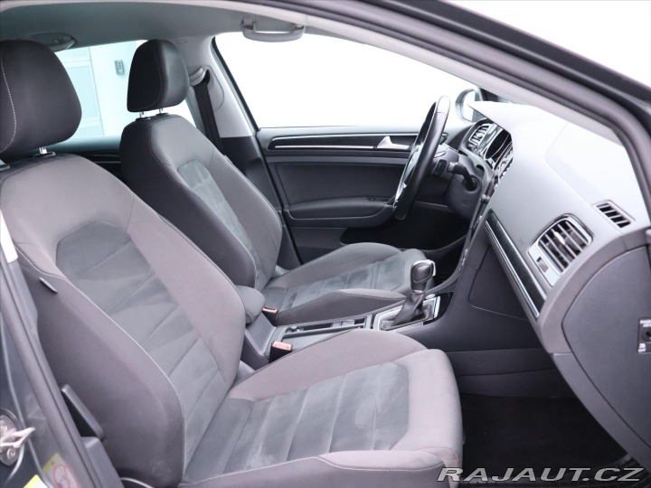 Volkswagen Golf 1,5 TGI 96kW Highline DSG 2019