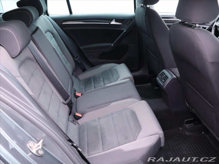 Volkswagen Golf 1,5 TGI 96kW Highline DSG 2019