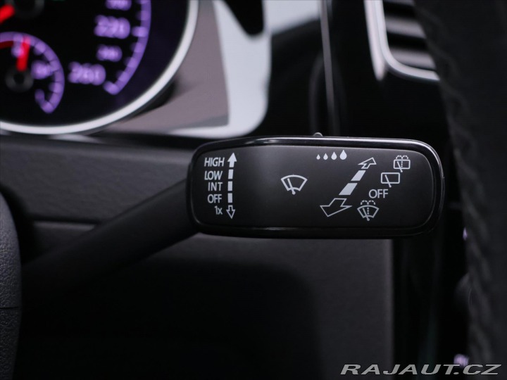 Volkswagen Golf 1,5 TGI 96kW Highline DSG 2019