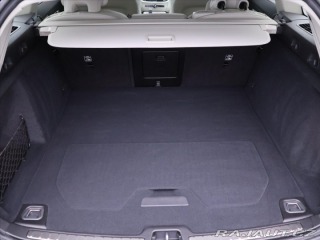 Volvo V60 2,0 B4 145kW Aut. CZ 1.Ma 2024