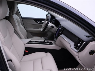 Volvo V60 2,0 B4 145kW Aut. CZ 1.Ma 2024