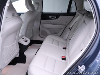 Volvo V60 2,0 B4 145kW Aut. CZ 1.Ma 2024