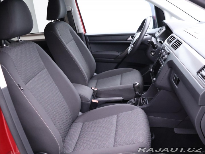 Volkswagen Caddy 2,0 TDI Aut.klima Tažné 2016