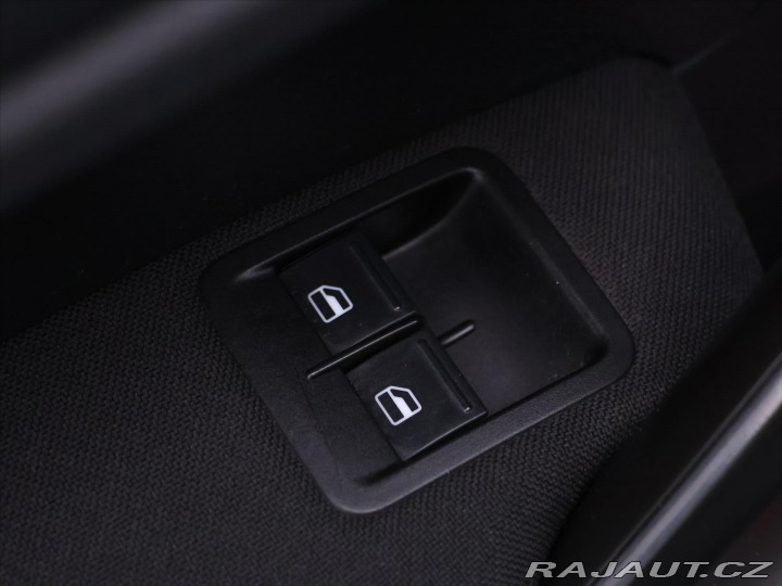 Volkswagen Caddy 2,0 TDI Aut.klima Tažné 2016