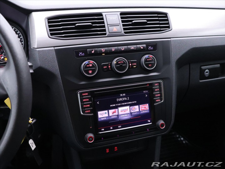 Volkswagen Caddy 2,0 TDI Aut.klima Tažné 2016