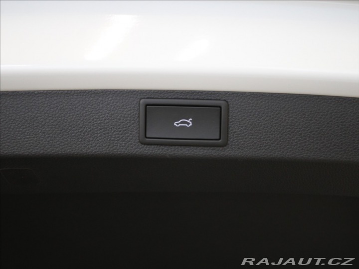 Škoda Karoq 2,0 TDi 4x4 DSG Top Selec 2024