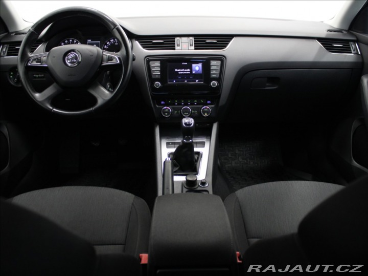 Škoda Octavia 2,0 TDi 110kW Elegance TA 2015
