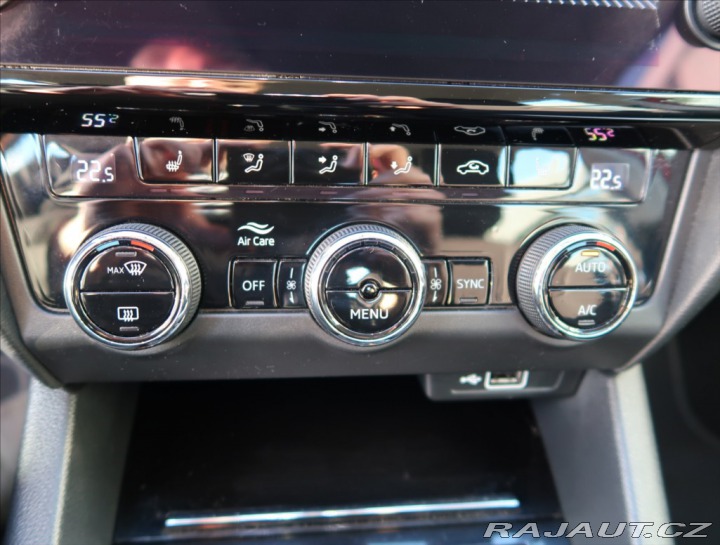 Škoda Octavia 1,6 TDI ČR 1 MAJITEL 2018