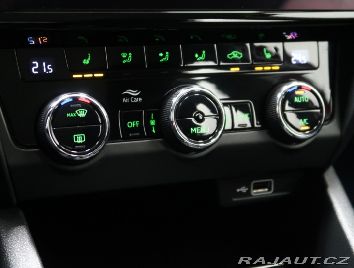 Škoda Octavia 1,6 TDI ČR 1 MAJITEL 2018