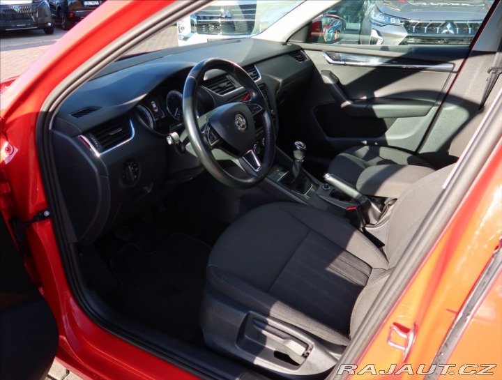Škoda Octavia 1,6 TDI ČR 1 MAJITEL 2018