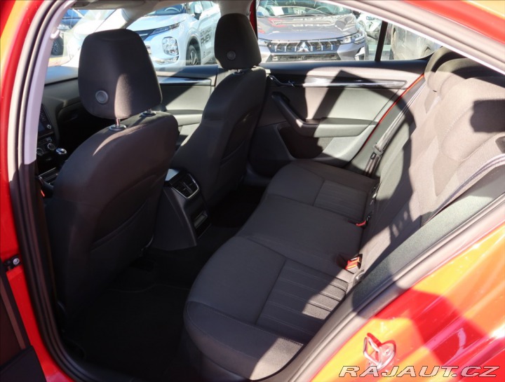 Škoda Octavia 1,6 TDI ČR 1 MAJITEL 2018