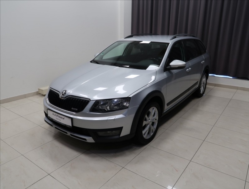 Škoda Octavia 2,0 TDI DSG 4x4 SCOUT