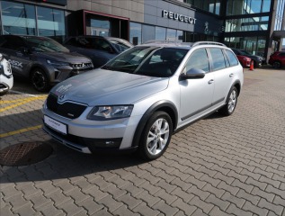 Škoda Octavia 2,0 TDI DSG 4x4 SCOUT