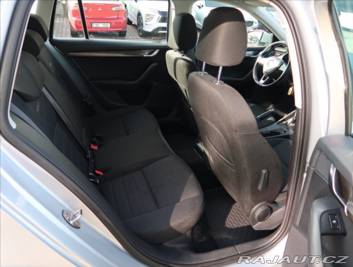 Škoda Octavia 2,0 TDI DSG 4x4 SCOUT 2015