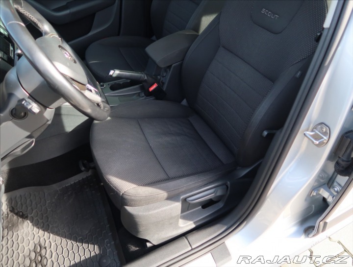 Škoda Octavia 2,0 TDI DSG 4x4 SCOUT 2015