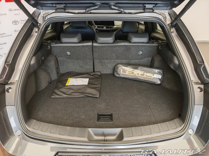 Lexus Ostatní modely UX 300h 300h 4x2 F Sport Design 2025