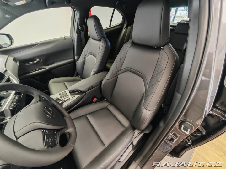 Lexus Ostatní modely UX 300h 300h 4x2 F Sport Design 2025