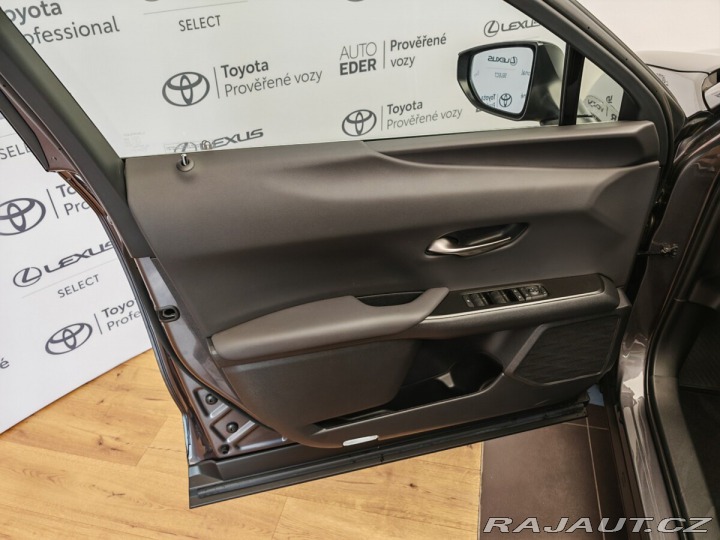 Lexus Ostatní modely UX 300h 300h 4x2 F Sport Design 2025