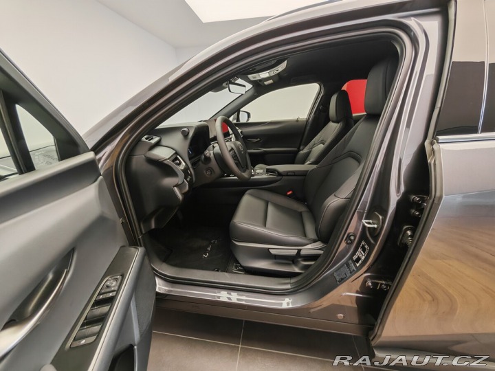 Lexus Ostatní modely UX 300h 300h 4x2 F Sport Design 2025