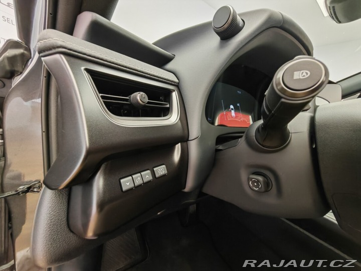 Lexus Ostatní modely UX 300h 300h 4x2 F Sport Design 2024