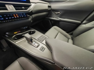 Lexus Ostatní modely UX 300h F Sport Design 300H 2024