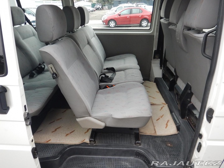 Volkswagen Transporter 2.5 TDI, BUS, 9 MÍST, TAŽ 2002