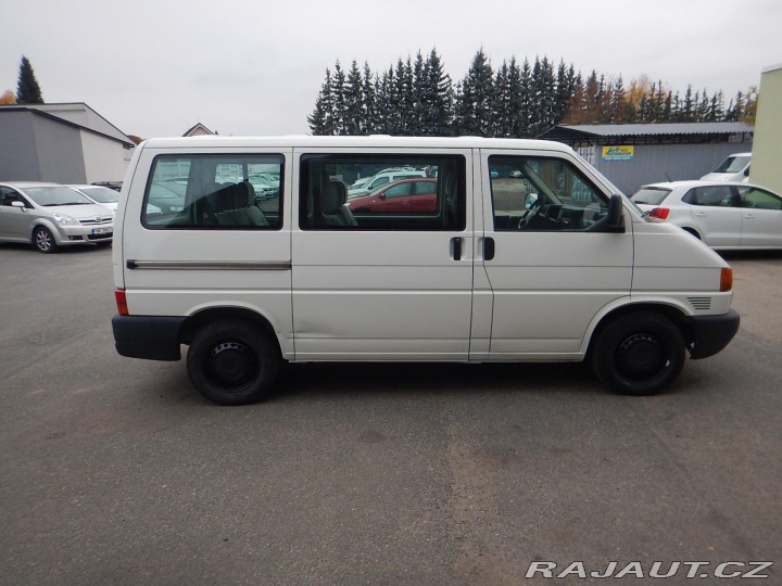 Volkswagen Transporter 2.5 TDI, BUS, 9 MÍST, TAŽ 2002