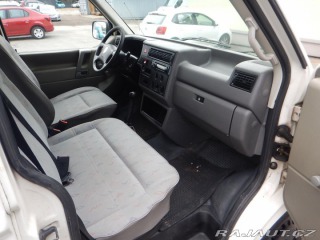Volkswagen Transporter 2.5 TDI, BUS, 9 MÍST, TAŽ 2002