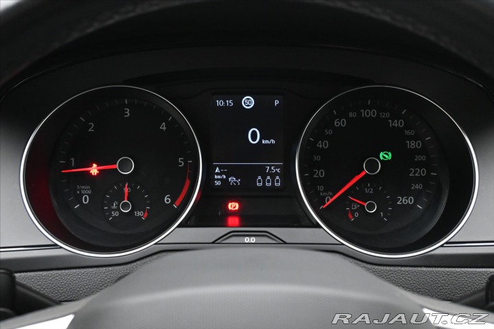 Volkswagen Passat 2,0 TDI 110 kW DSG Navi Z 2022