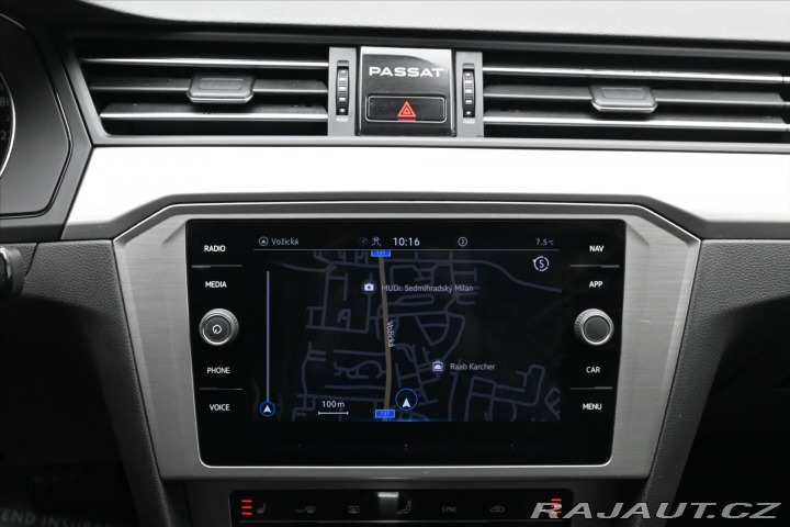 Volkswagen Passat 2,0 TDI 110 kW DSG Navi Z 2022