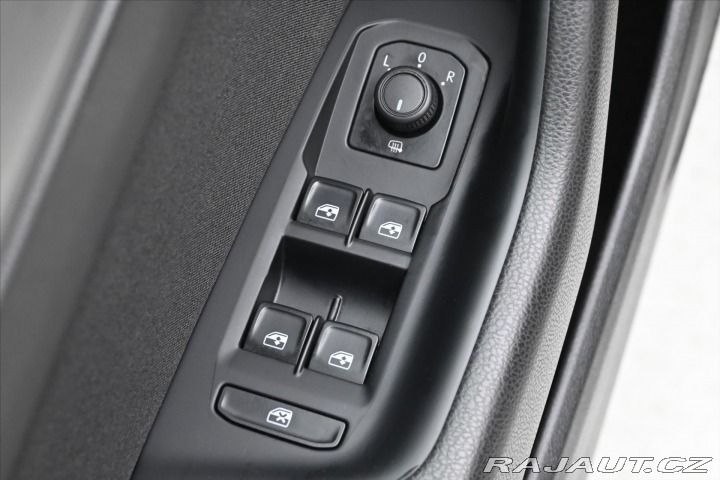 Volkswagen Passat 2,0 TDI 110 kW DSG Navi Z 2022