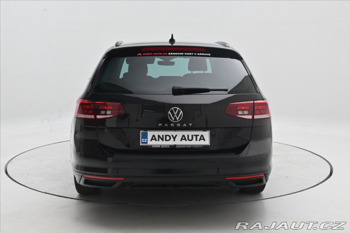 Volkswagen Passat 2,0 TDI 110 kW DSG Navi Z 2022