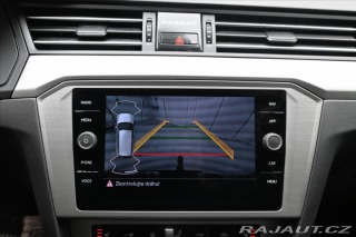 Volkswagen Passat 2,0 TDi 110kW DSG NAVI Zá 2022