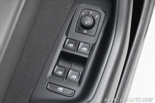 Volkswagen Passat 2,0 TDi 110kW DSG NAVI Zá 2022