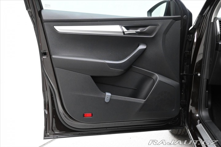 Škoda Karoq 1,5 TSI 110 kW DSG Busine 2021