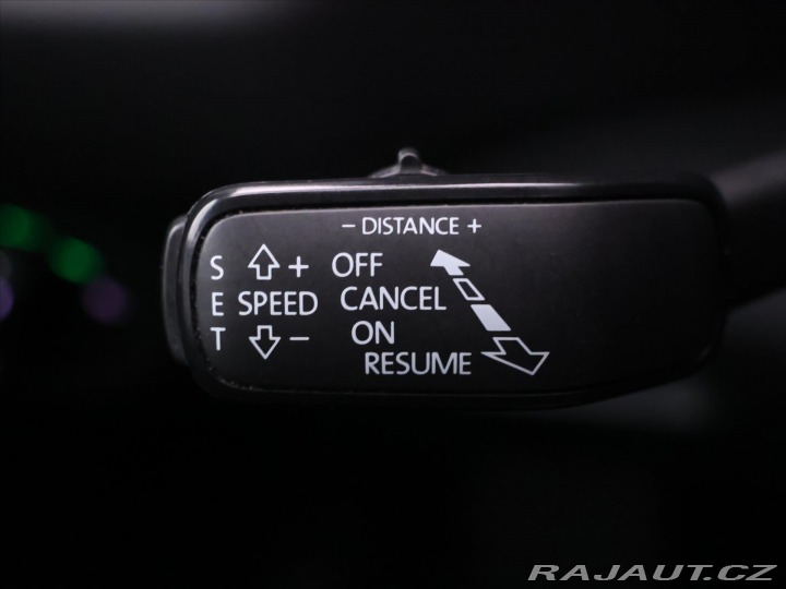 Škoda Karoq 1,6 TDI 85kW Style Virtua 2020