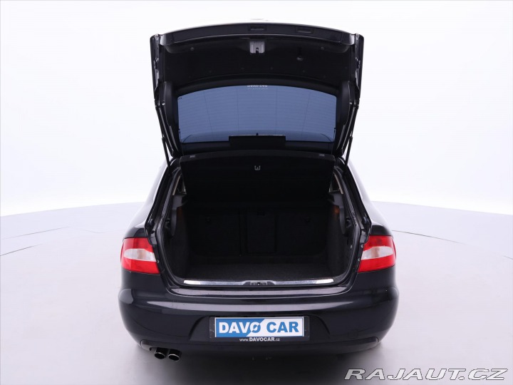 Škoda Superb 2,0 TDI 125kW DSG CZ Eleg 2011