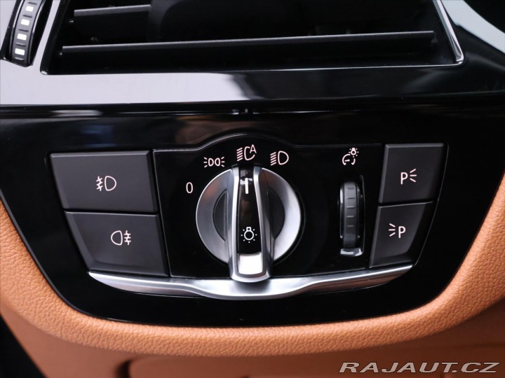 BMW 5 2,0 520da 120kW Sportline 2017