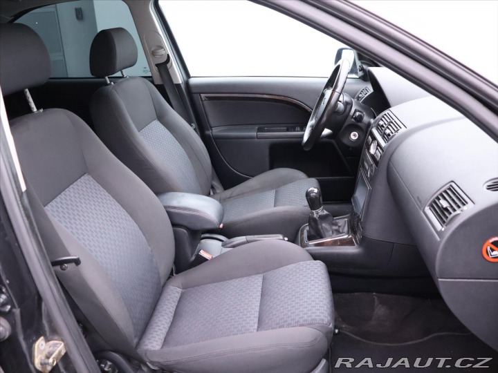 Ford Mondeo 1,8 i 92 kW Tažné STK 03/ 2004