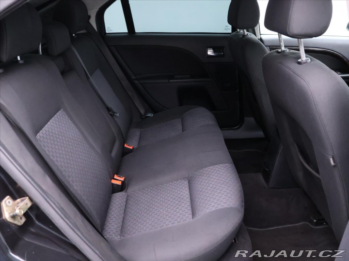 Ford Mondeo 1,8 i 92 kW Tažné STK 03/ 2004